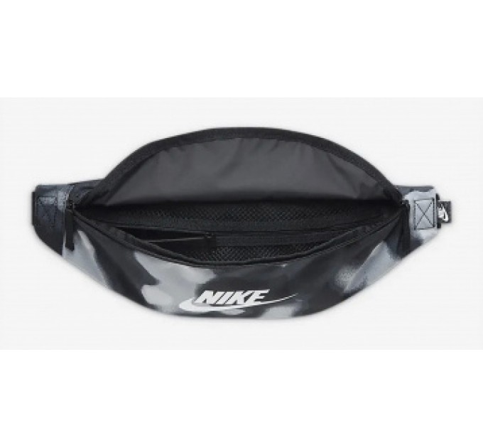 Сумка на пояс Nike NK HERITAGE WAISTPCK - ACCS PR сірий, білий Уні 41 x 10 x 15 см