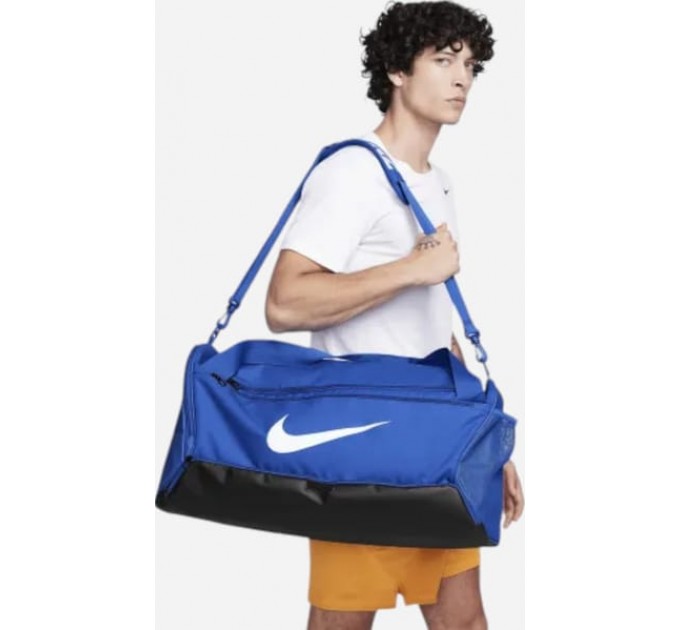 Сумка Nike NK BRSLA M DUFF - 9.5 60L синій, чорний Уні 64 х 30 х 30 см