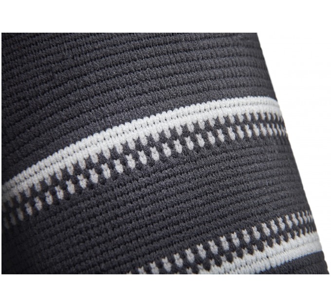 Фіксатор коліна Adidas Knee Support