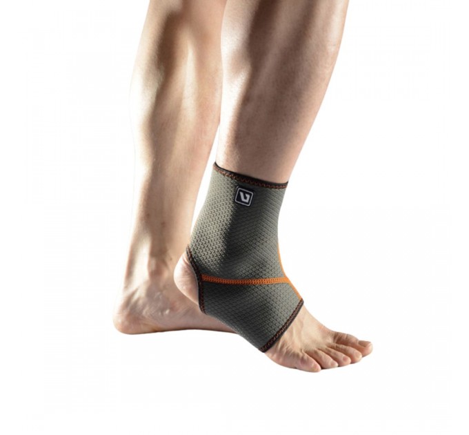 Фіксатор щиколотки LiveUp ANKLE SUPPORT